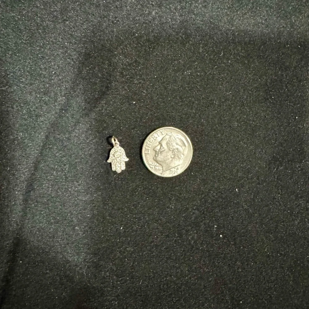 Sydney Evan 14k White Gold & Diamond Hamsa Small Charm - Picture 4 of 12